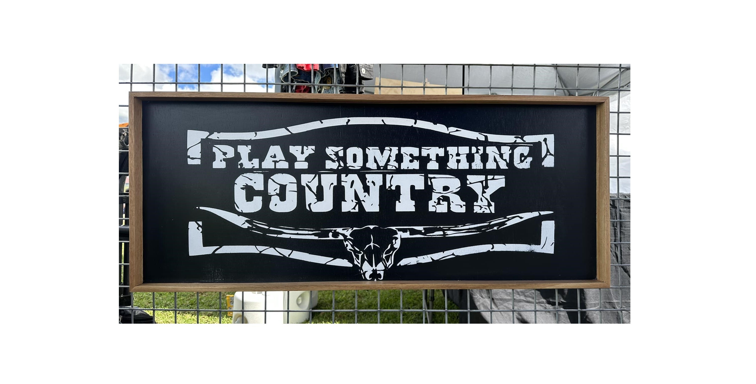 Why Play Something Country Lyrics Still Rule the Honky Tonk